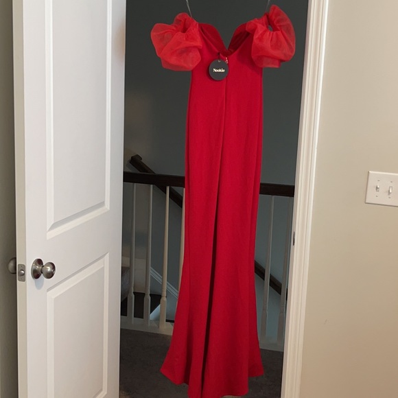 Gorgeous Nookie Off the Shoulder Red Gown - Picture 4 of 4